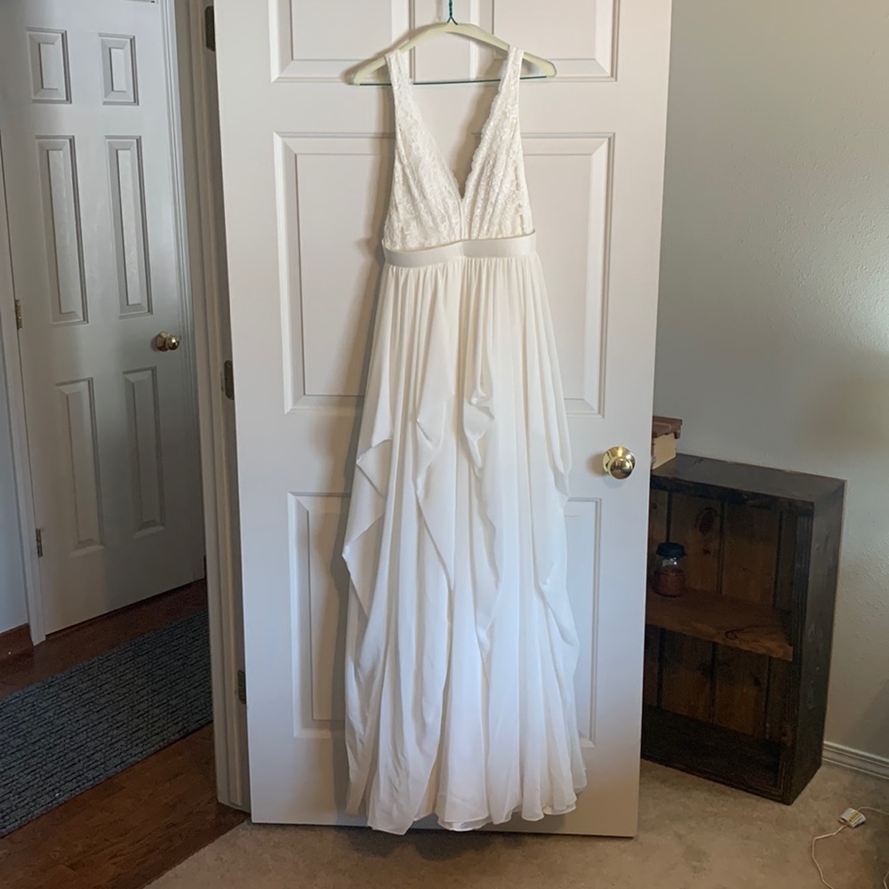 Truvelle Wedding Dress - Size 6